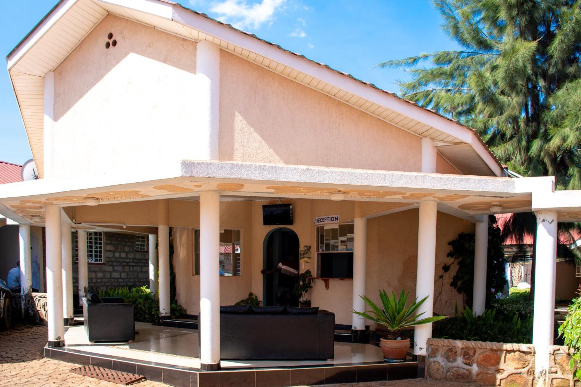 Super Break Hotel Kitale Zewnętrze zdjęcie