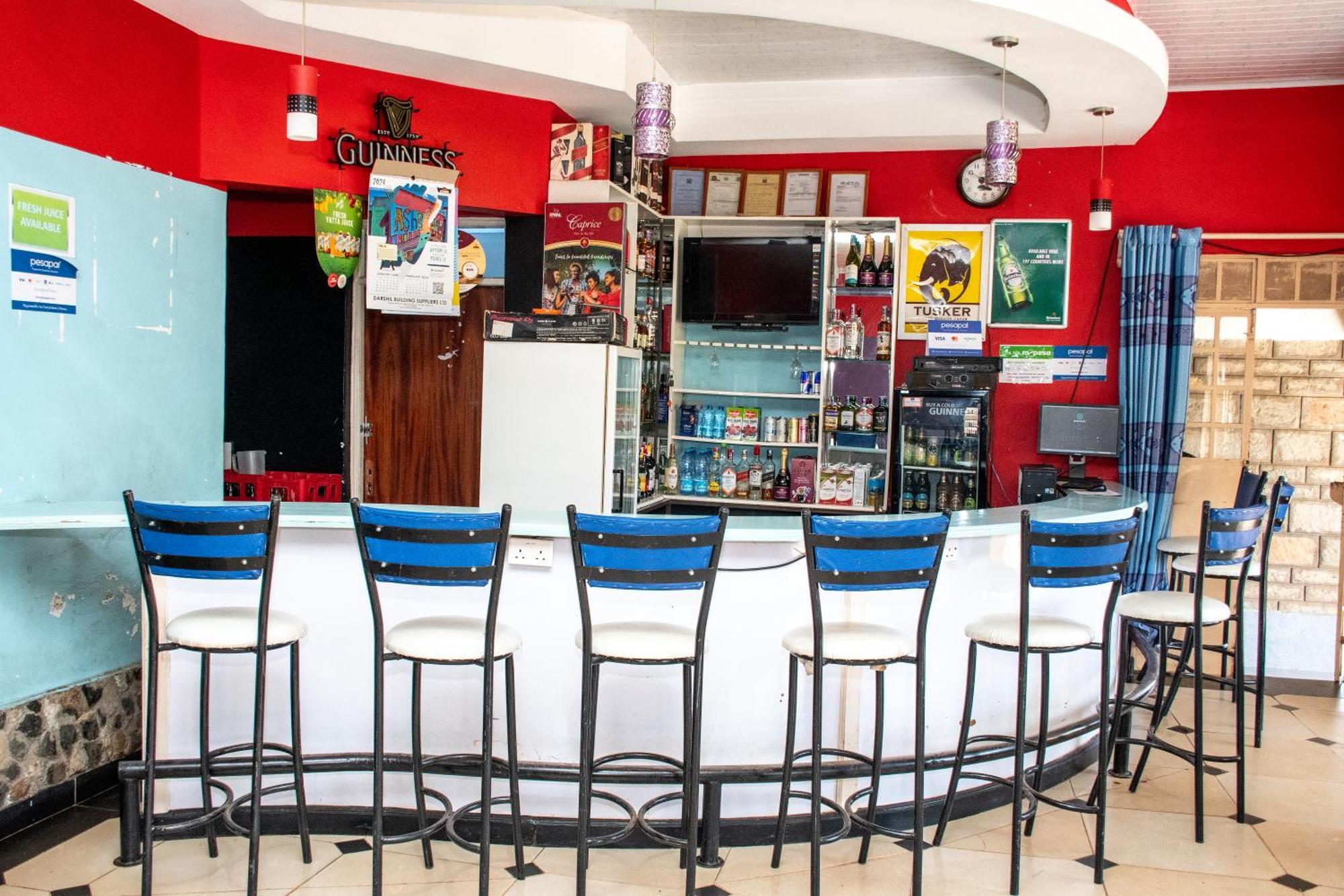 Super Break Hotel Kitale Zewnętrze zdjęcie