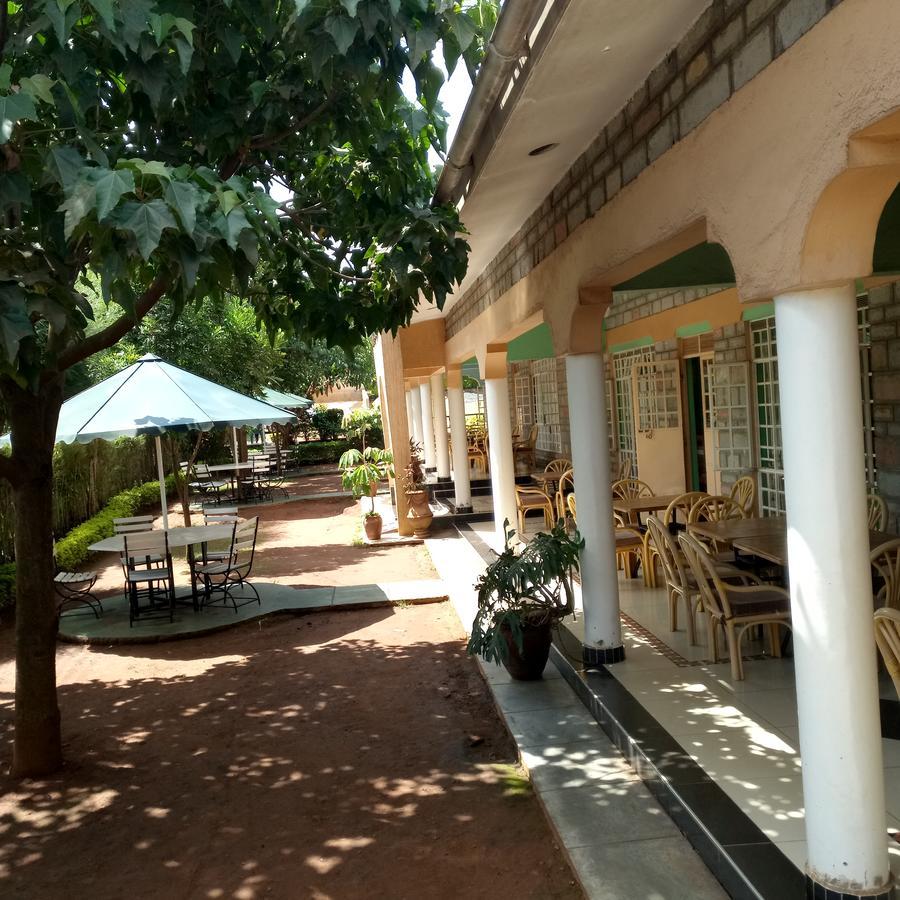 Super Break Hotel Kitale Zewnętrze zdjęcie